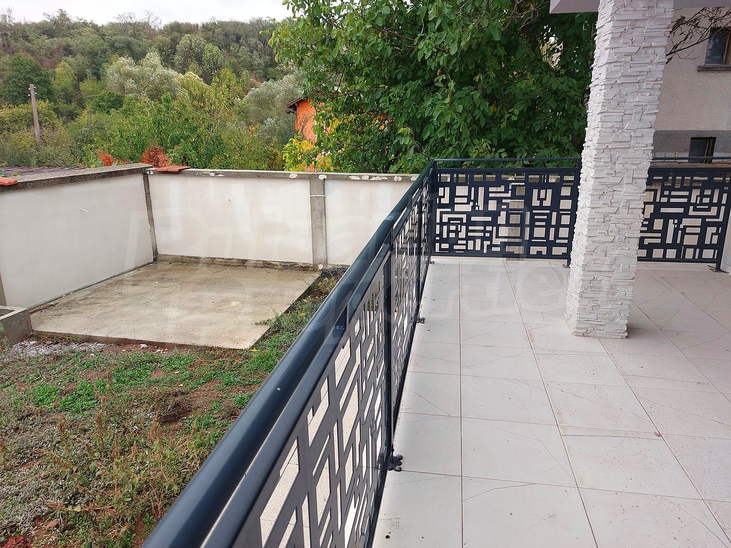 Gallery Picture 25