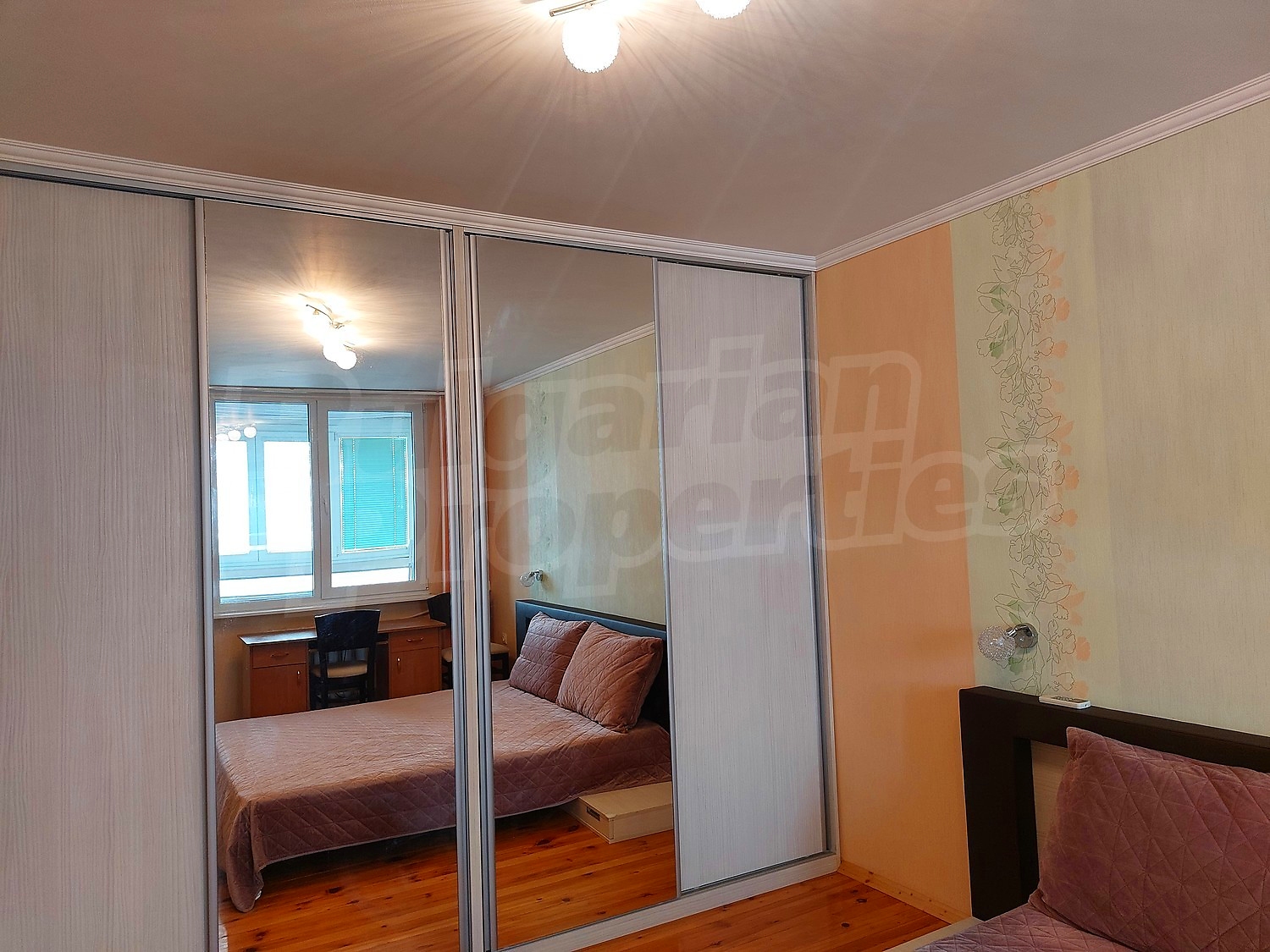 Gallery Picture 13