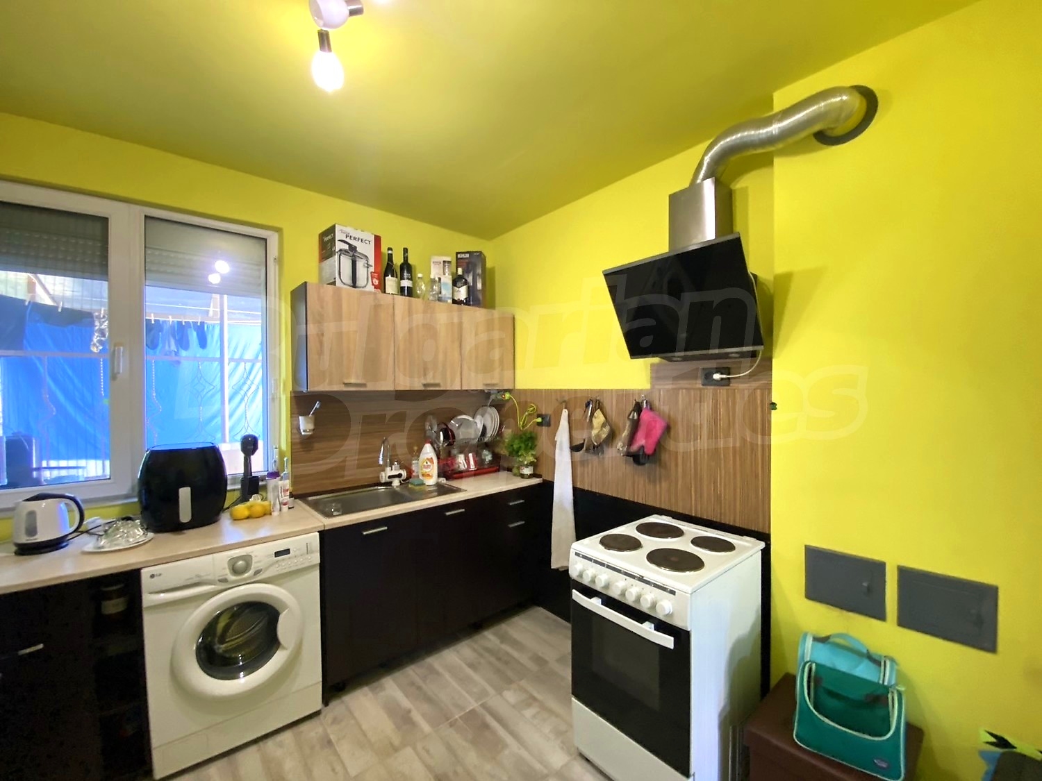 Gallery Picture 4