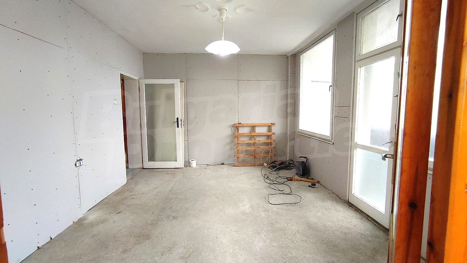 Gallery Picture 15