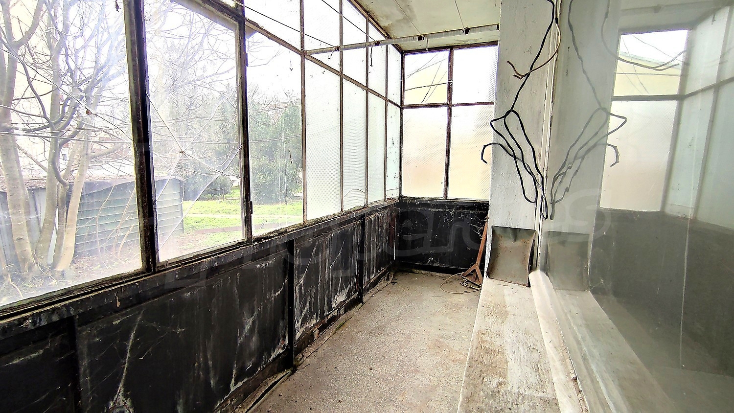 Gallery Picture 8