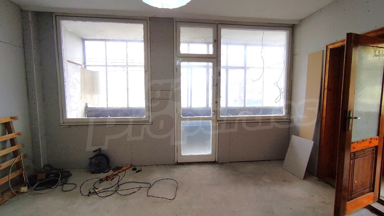 Gallery Picture 4