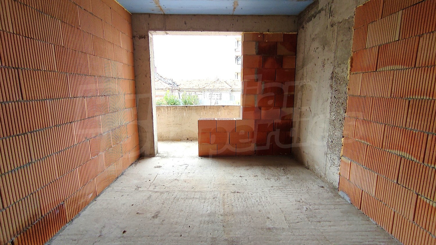 Gallery Picture 4