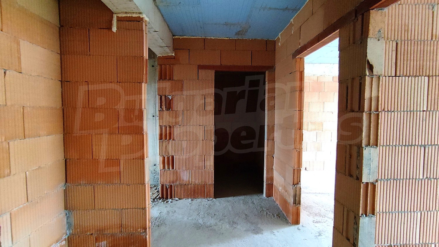 Gallery Picture 12