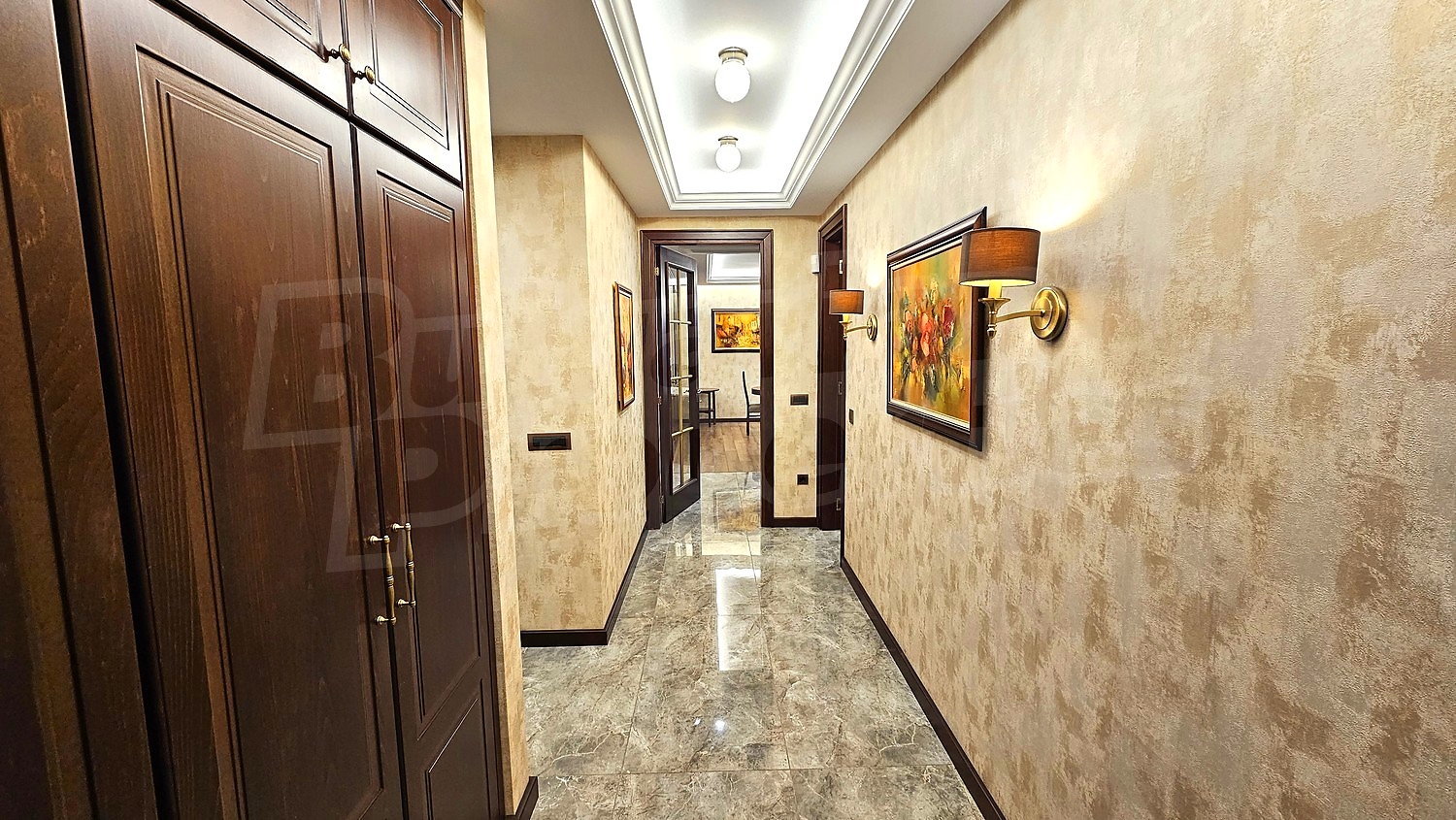 Gallery Picture 24