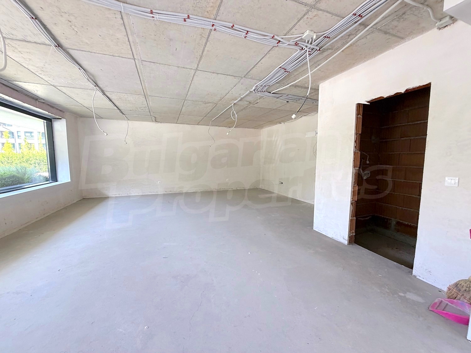 Gallery Picture 3