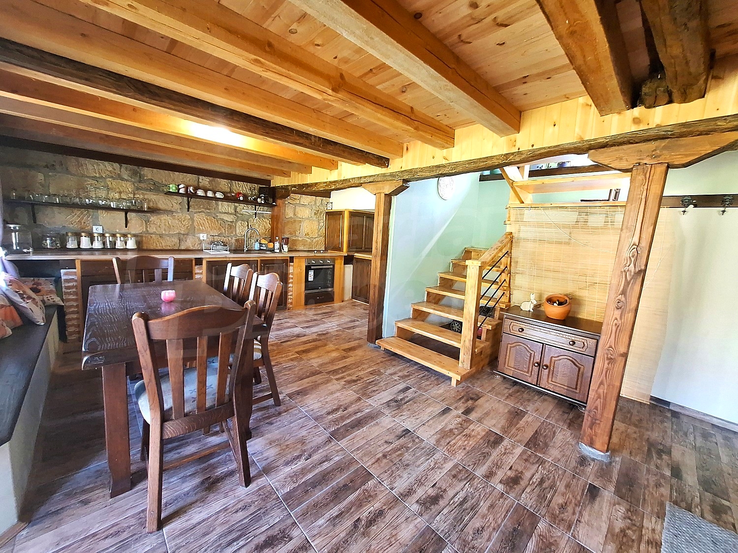 Gallery Picture 13