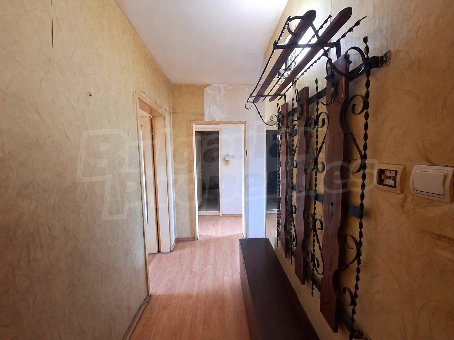 Gallery Picture 9