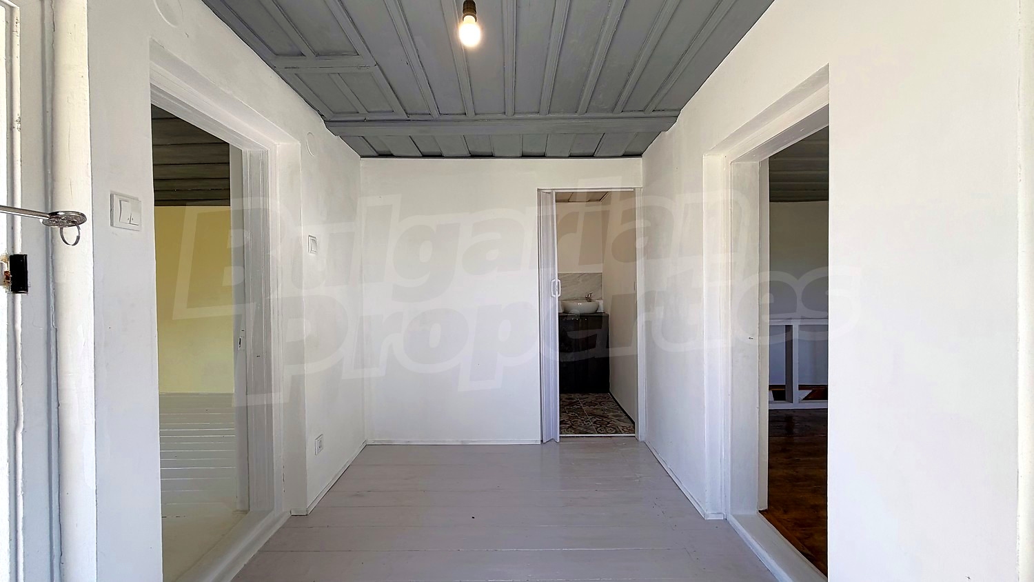 Gallery Picture 28