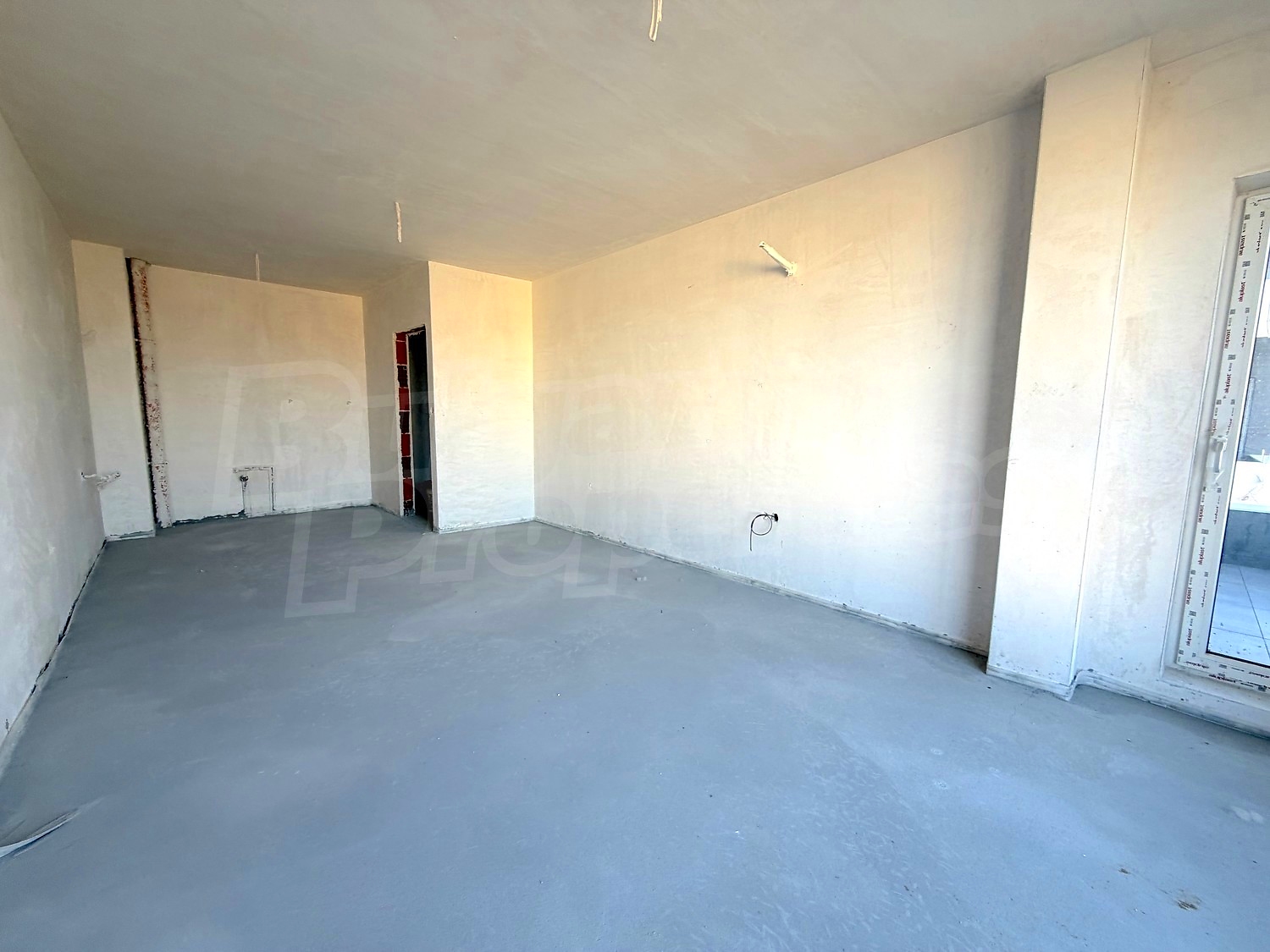 Gallery Picture 3