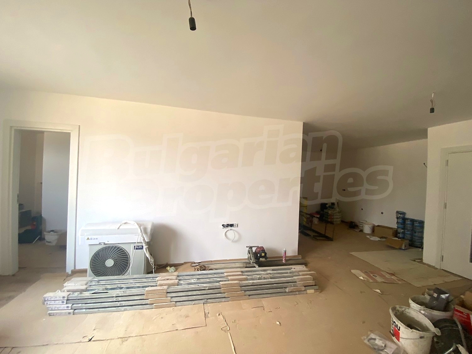 Gallery Picture 4