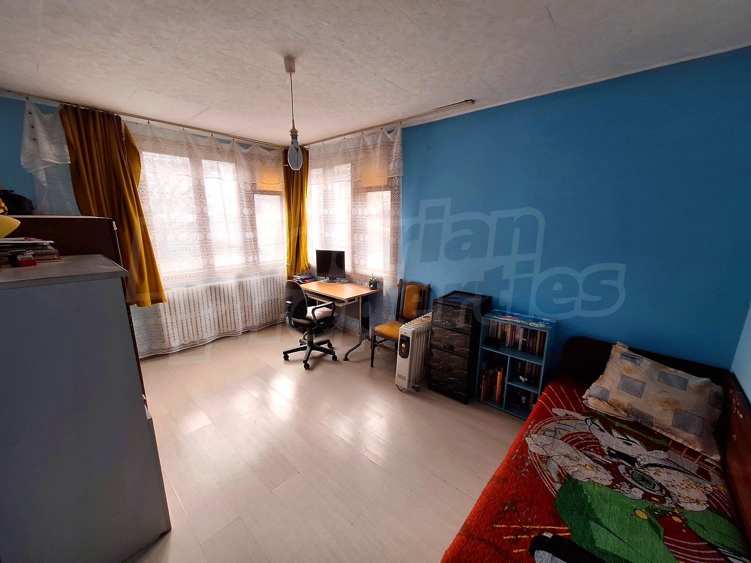Gallery Picture 10