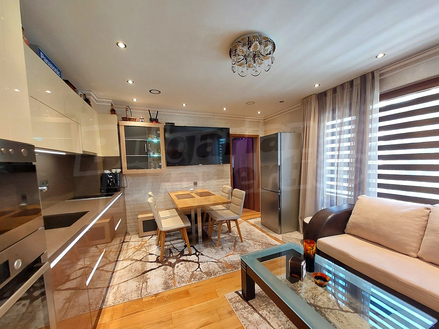 Gallery Picture 7