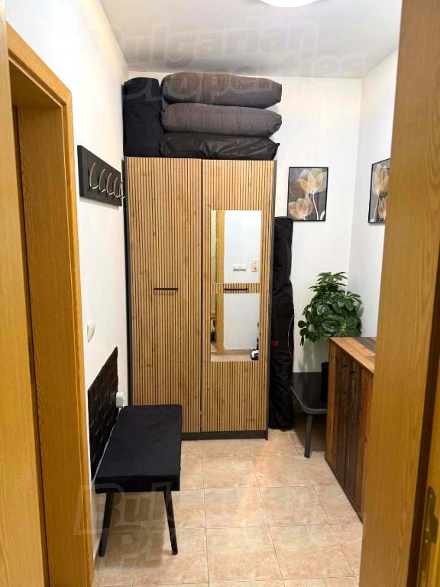 Gallery Picture 17