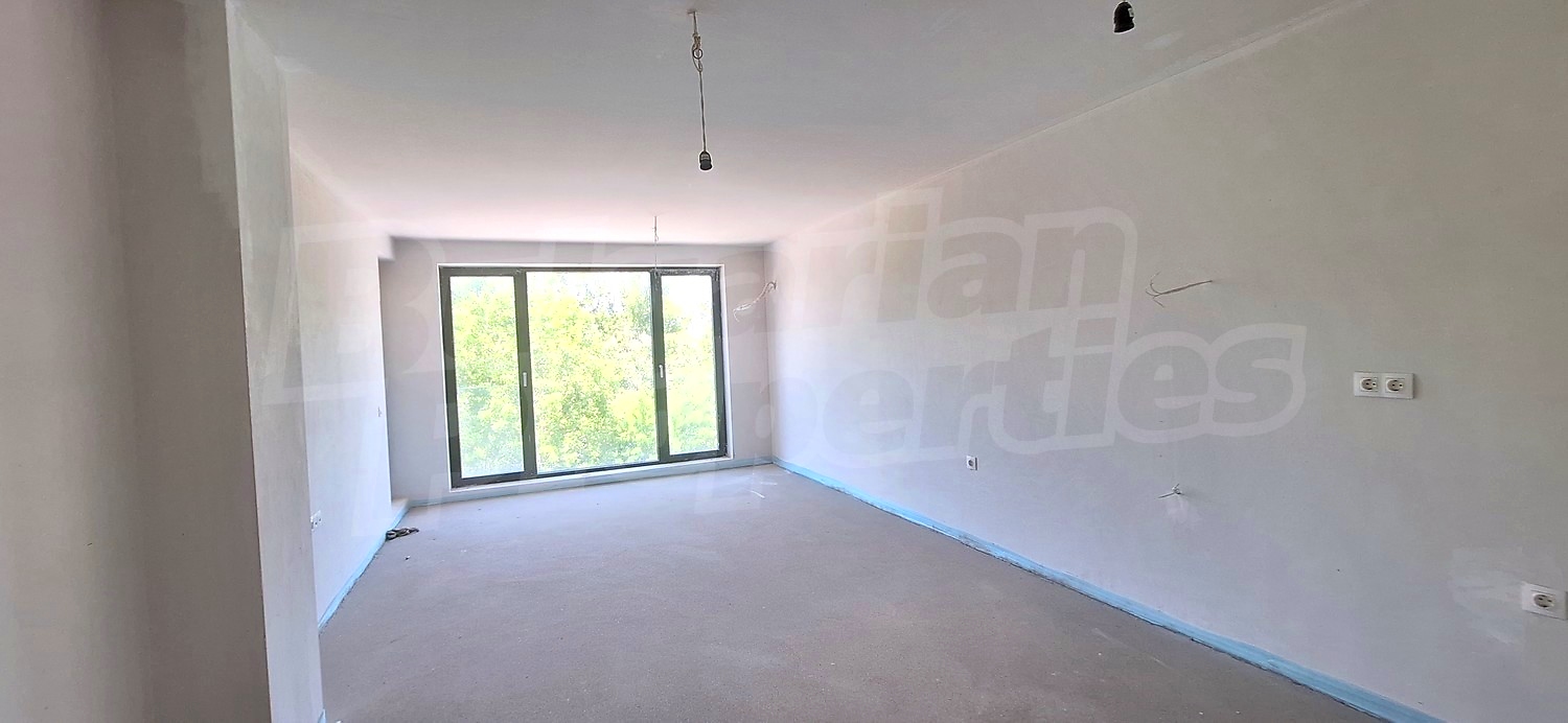 Gallery Picture 4