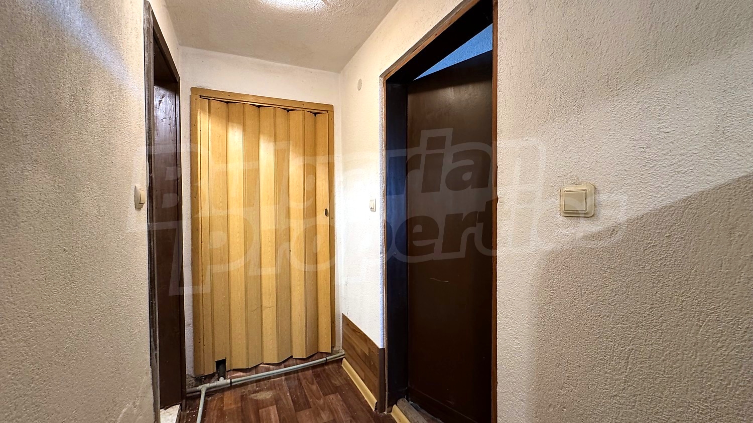 Gallery Picture 16