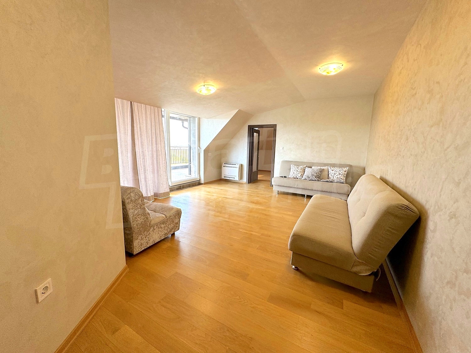 Gallery Picture 11