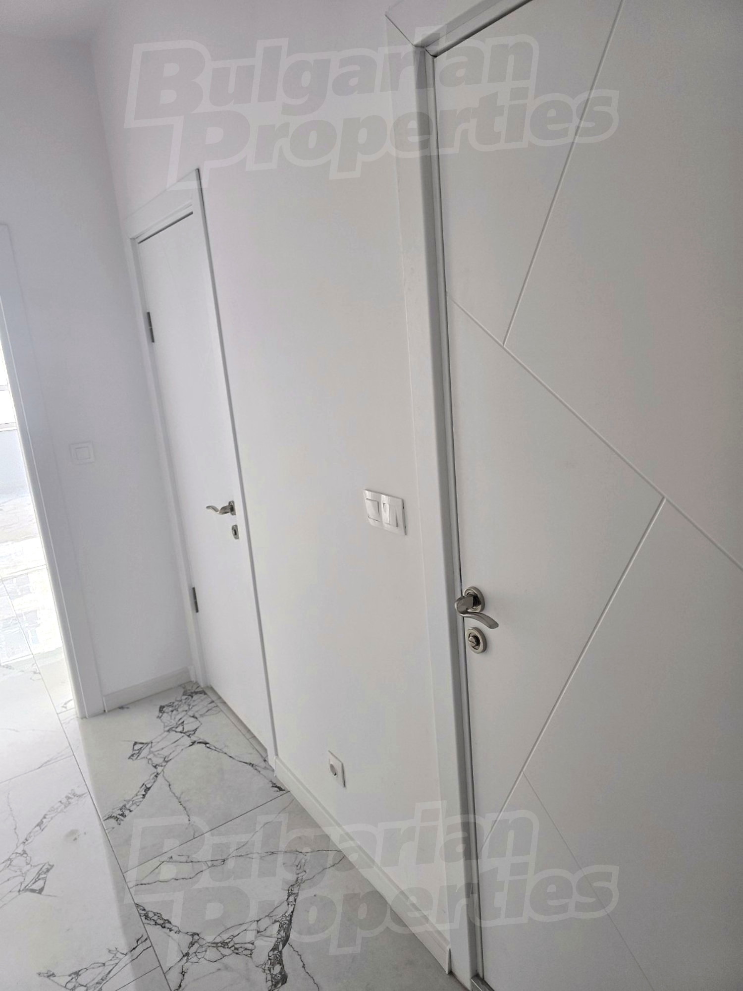 Gallery Picture 3