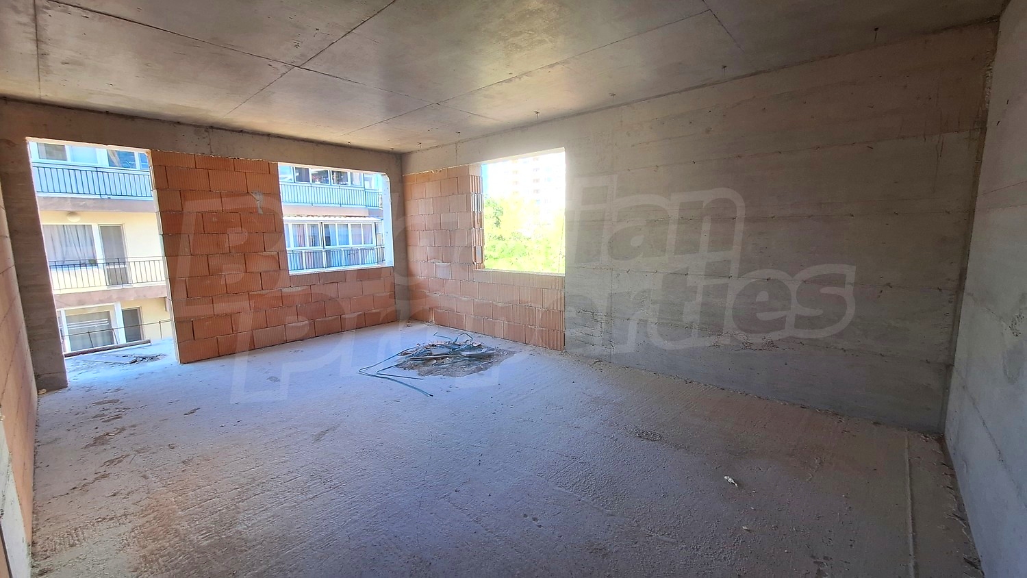 Gallery Picture 6