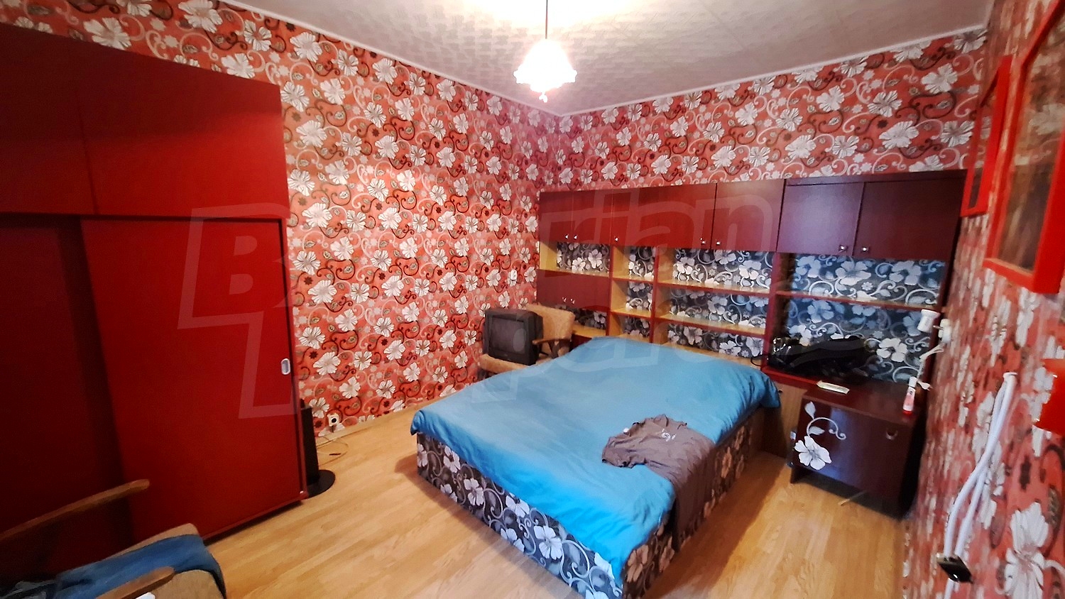 Gallery Picture 5