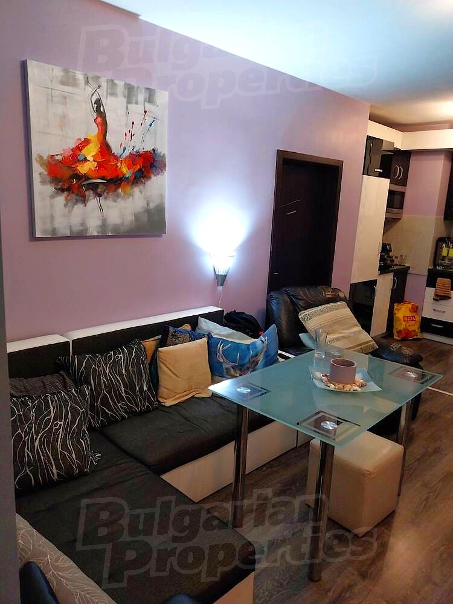 Gallery Picture 2