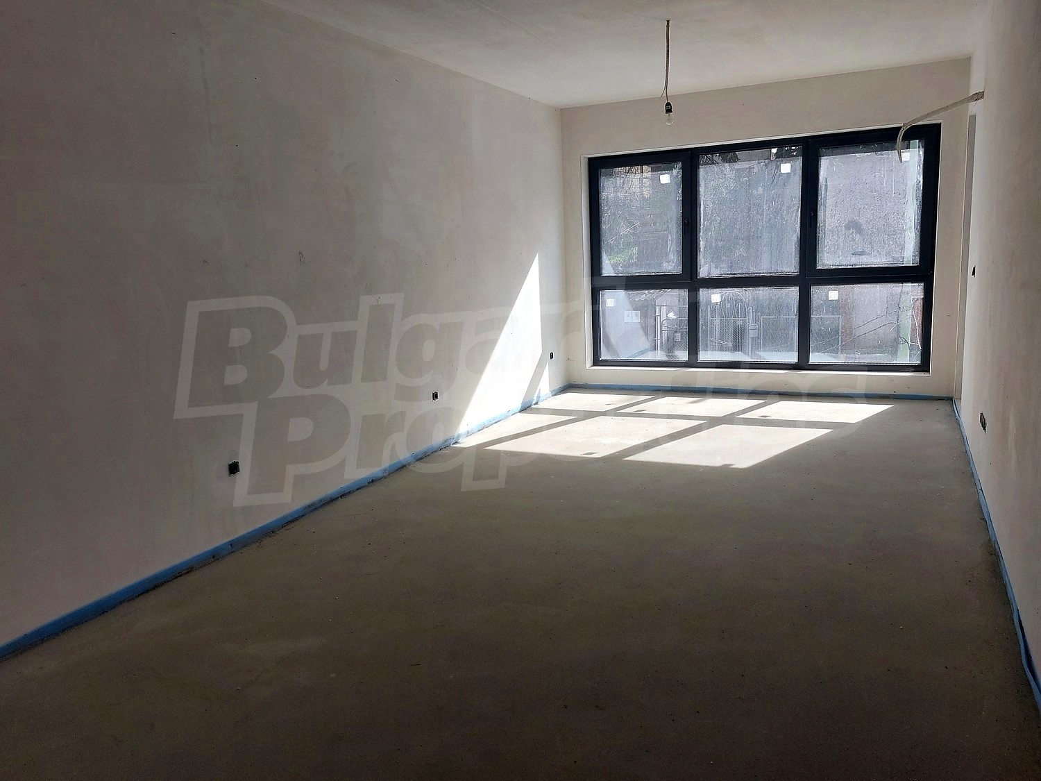 Gallery Picture 2