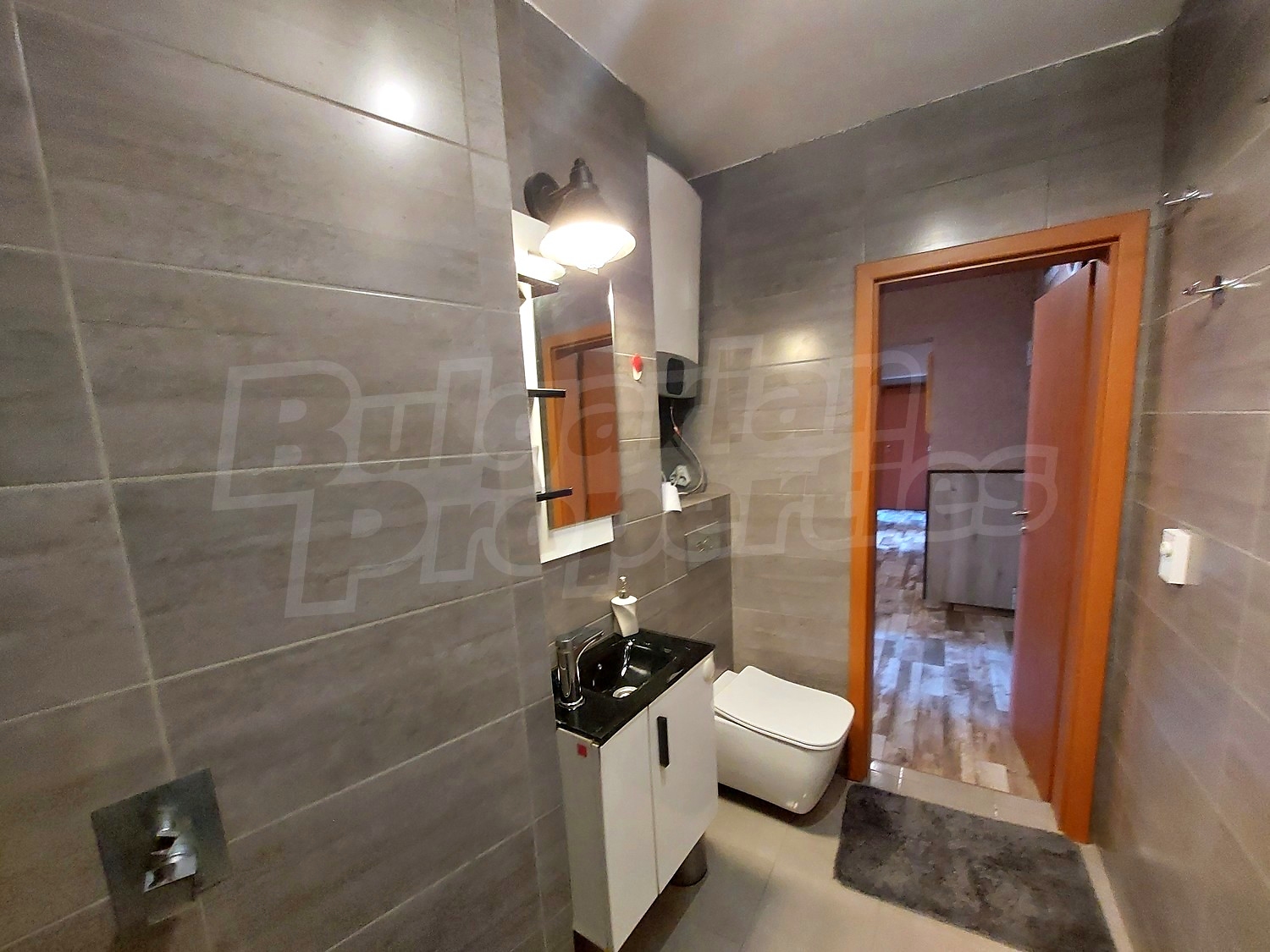 Gallery Picture 24