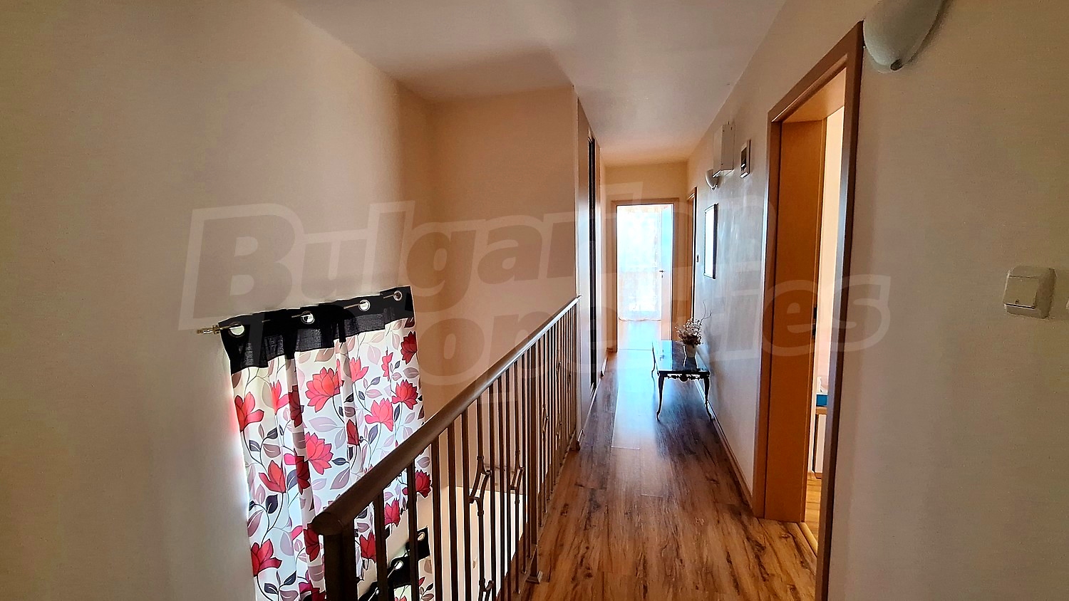 Gallery Picture 15