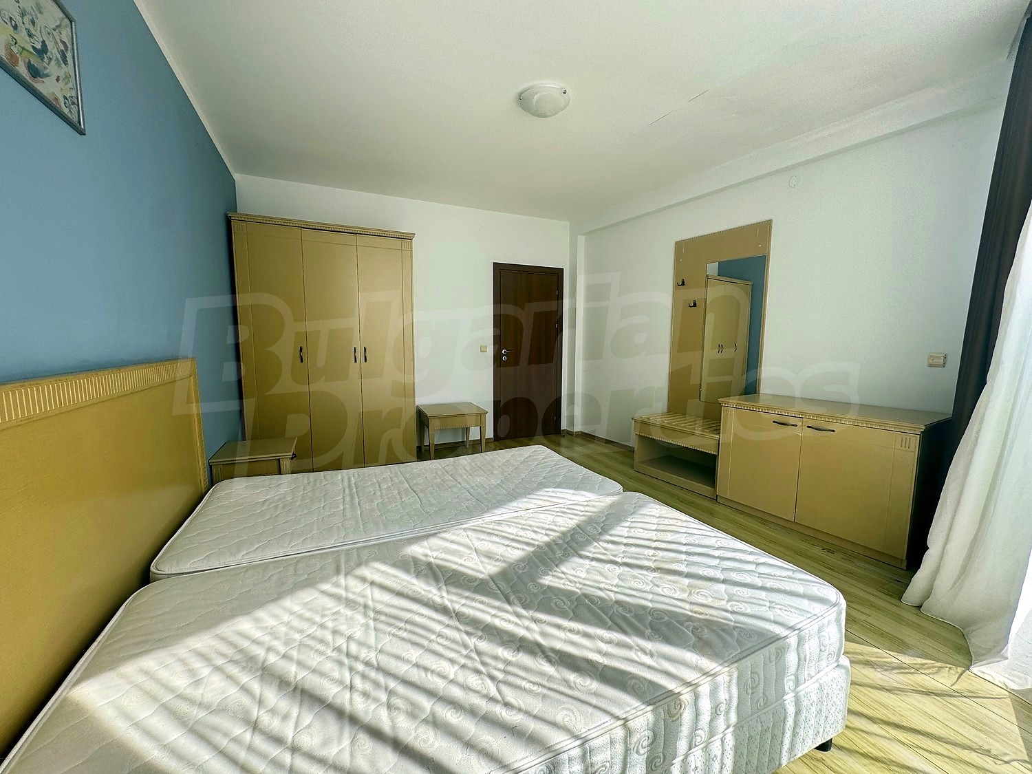 Gallery Picture 19