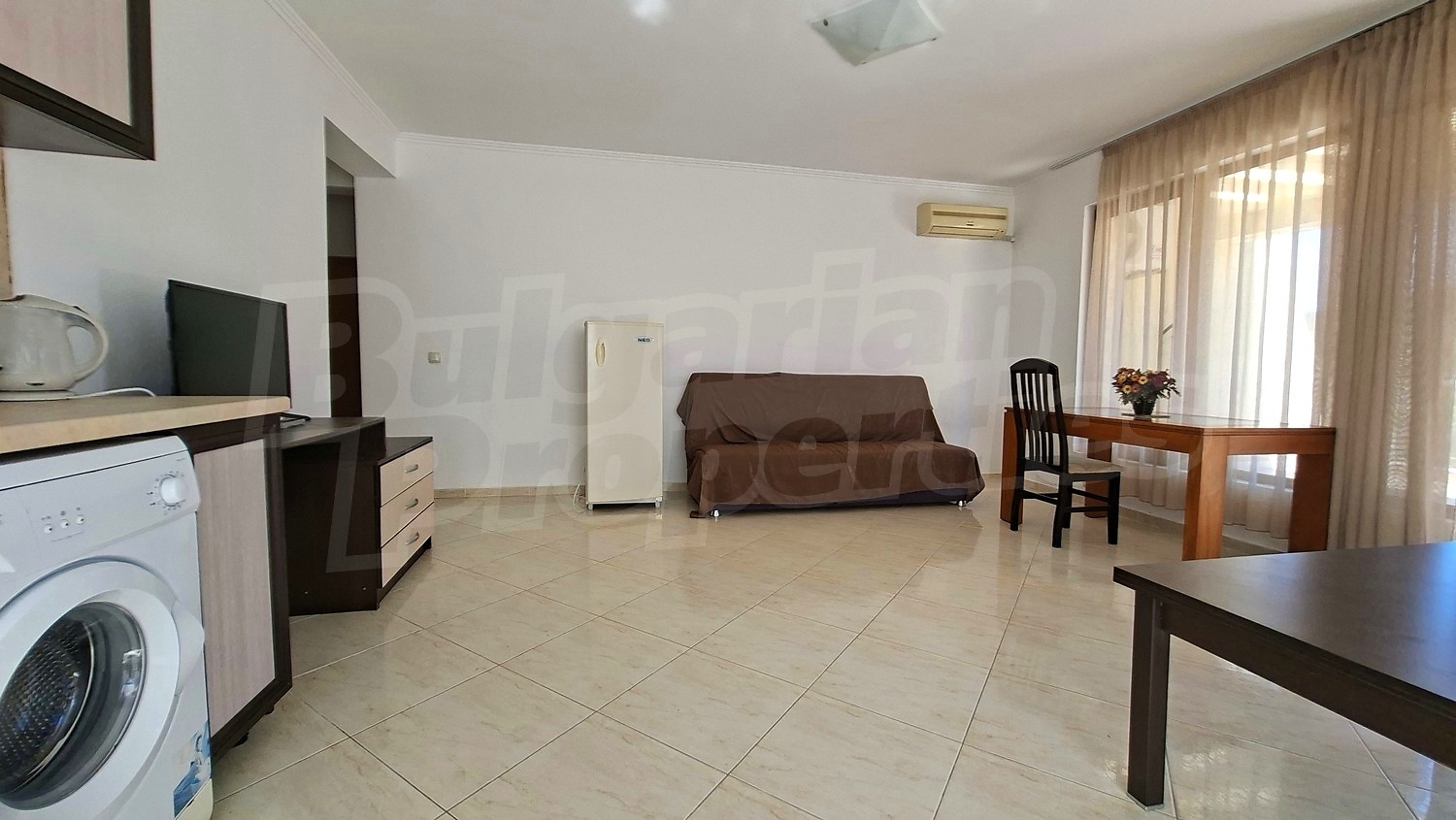 Gallery Picture 4