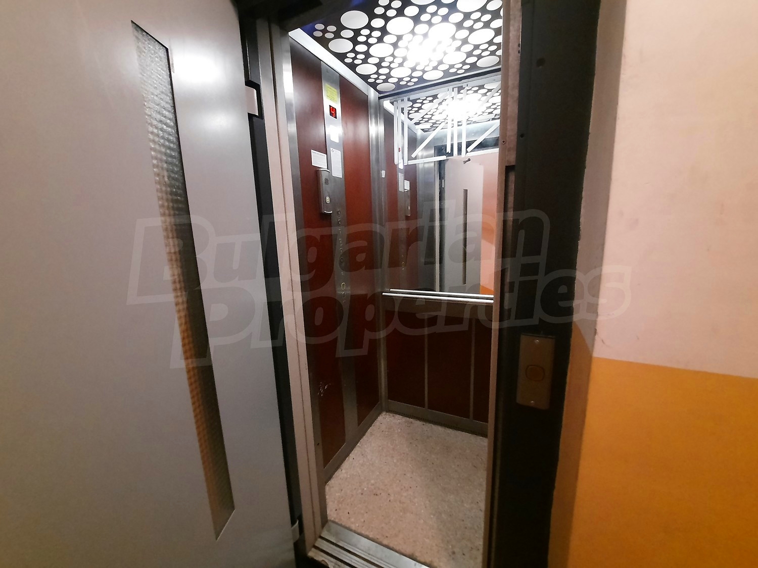 Gallery Picture 18