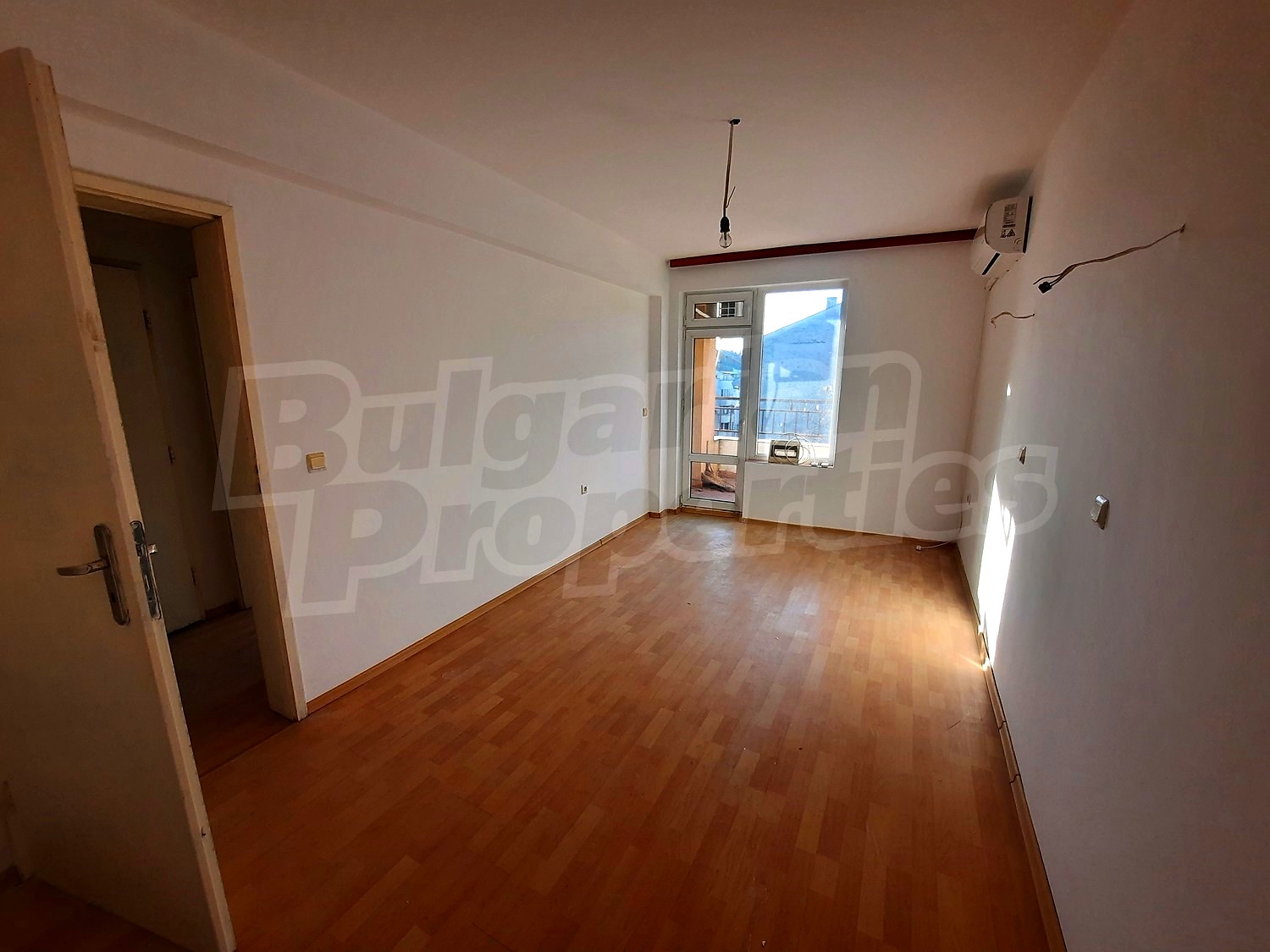 Gallery Picture 13