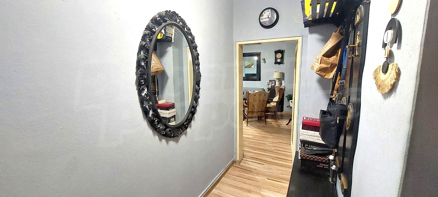 Gallery Picture 16