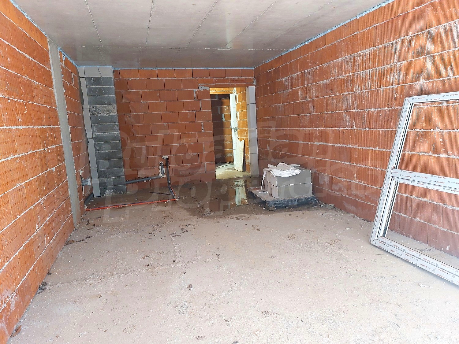 Gallery Picture 12