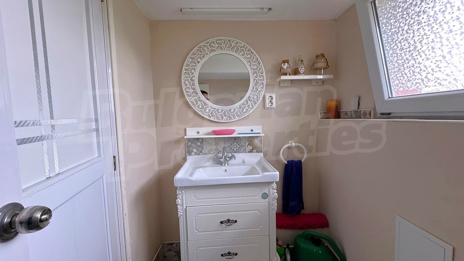 Gallery Picture 19