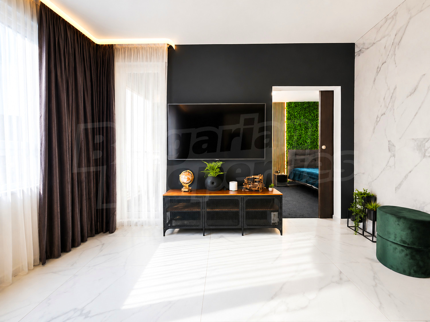 Gallery Picture 4