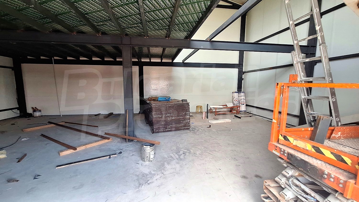 Gallery Picture 3