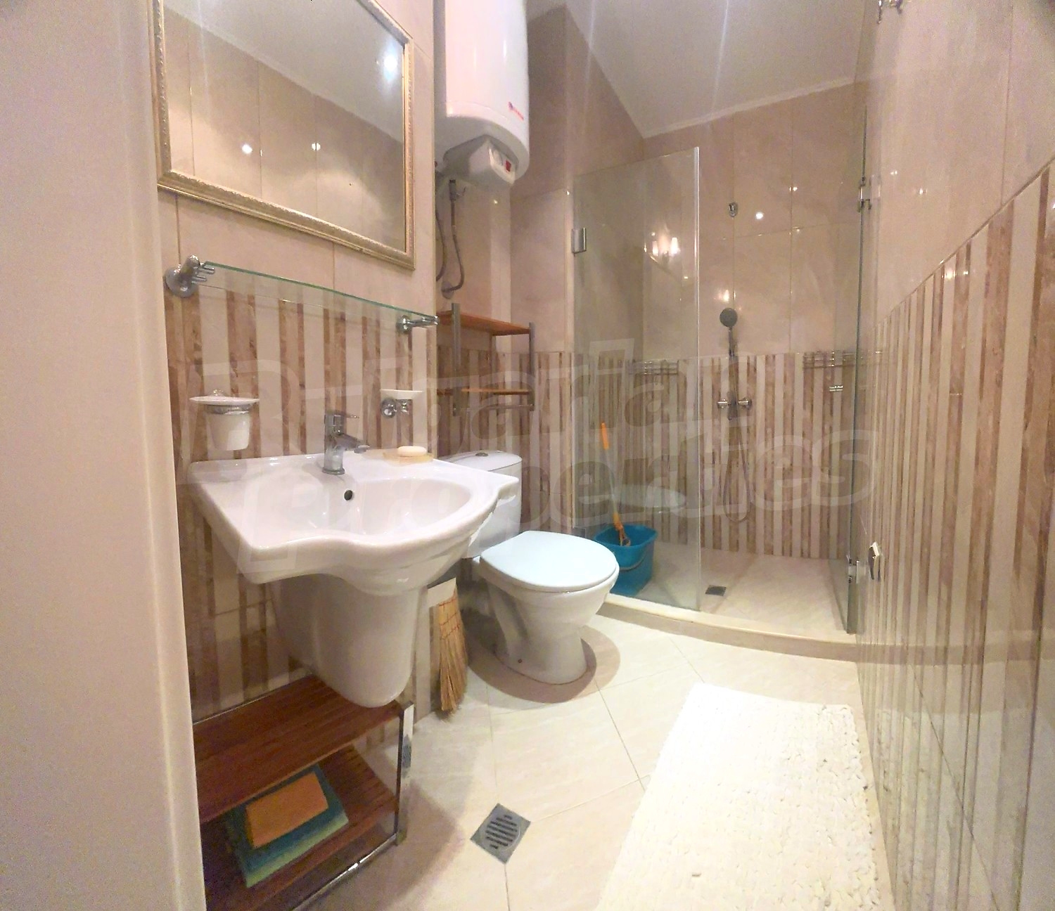 Gallery Picture 11
