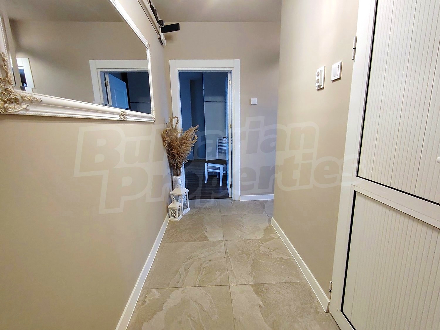 Gallery Picture 10