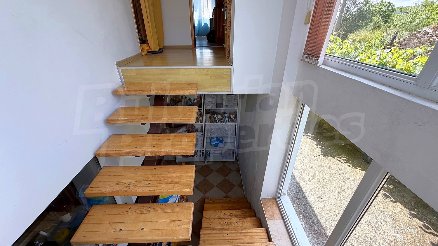 Gallery Picture 25