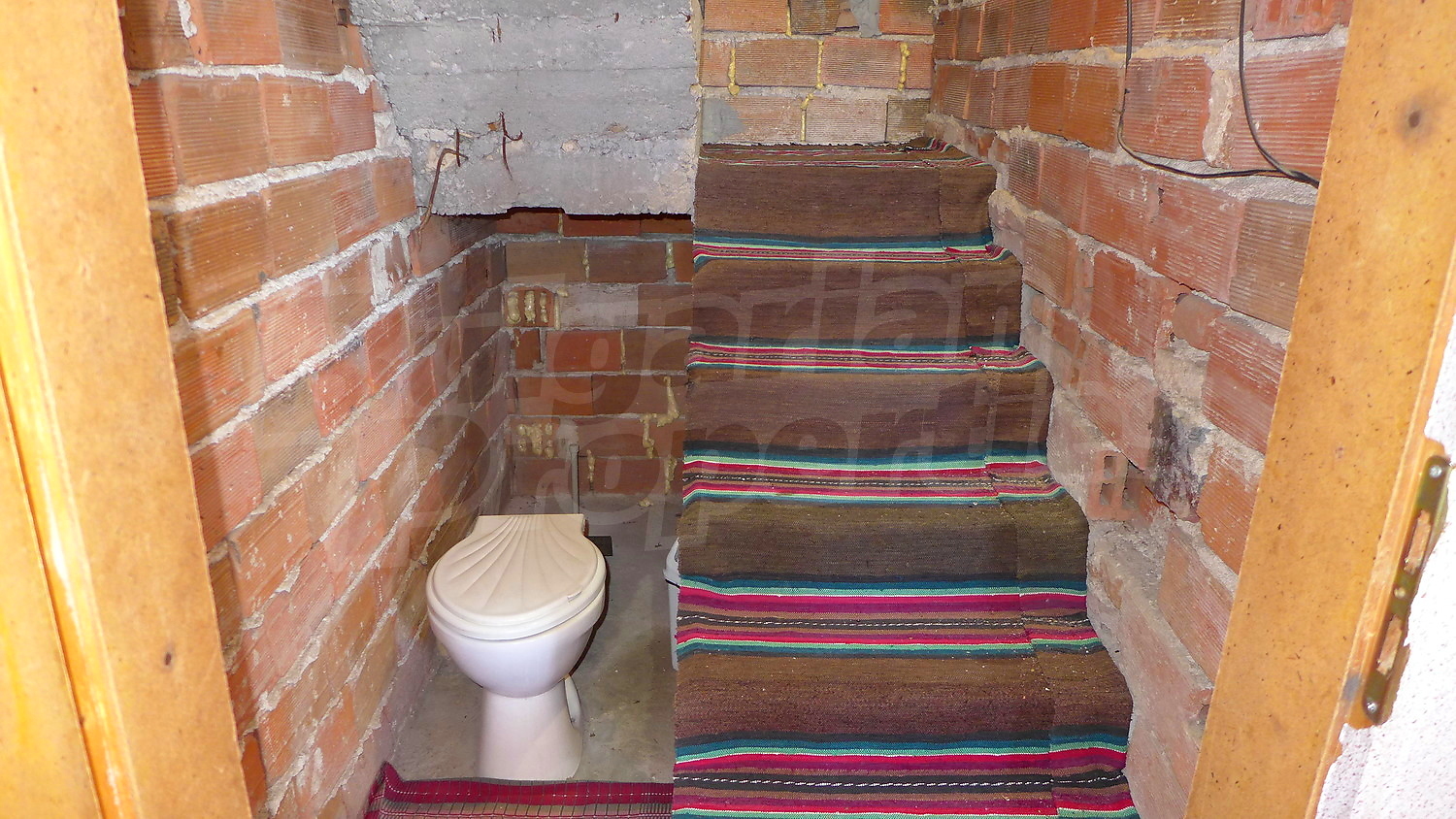 Gallery Picture 28