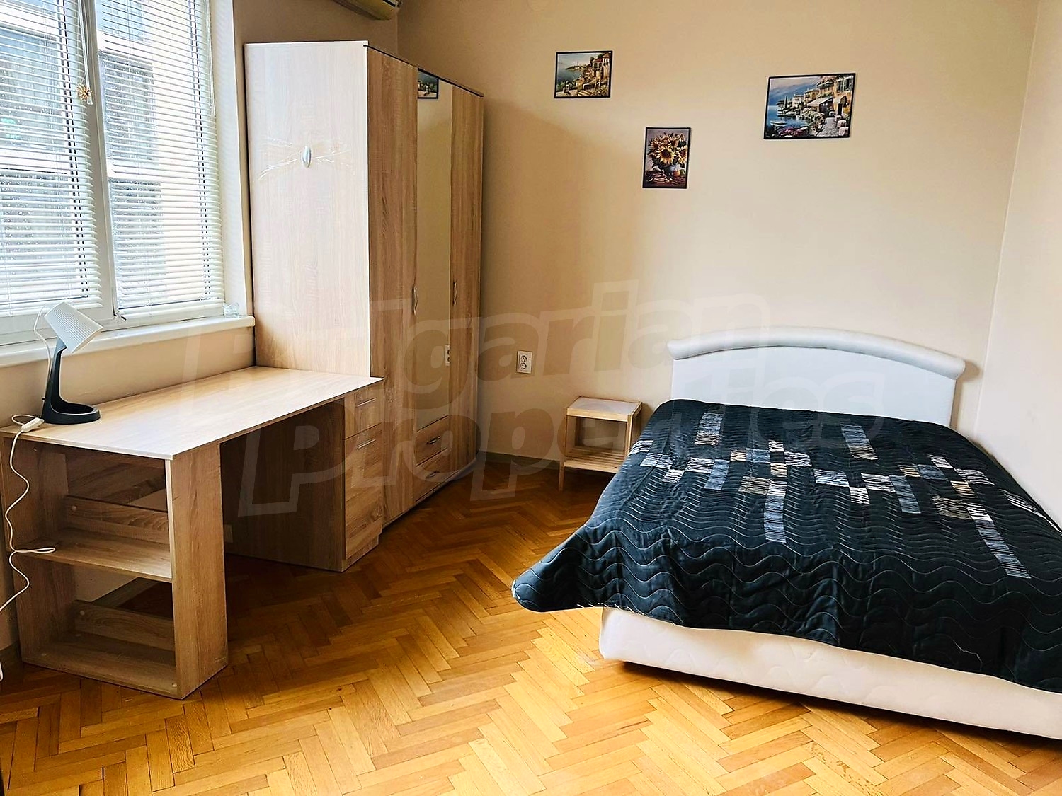 Gallery Picture 10