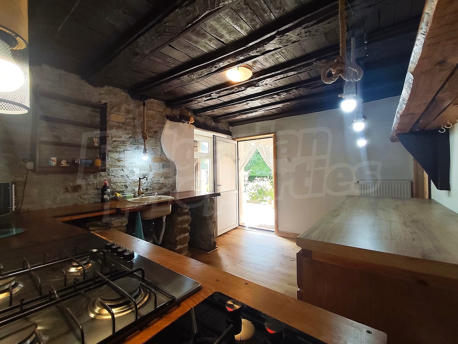Gallery Picture 11