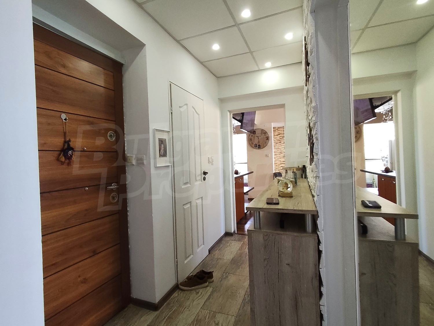 Gallery Picture 11