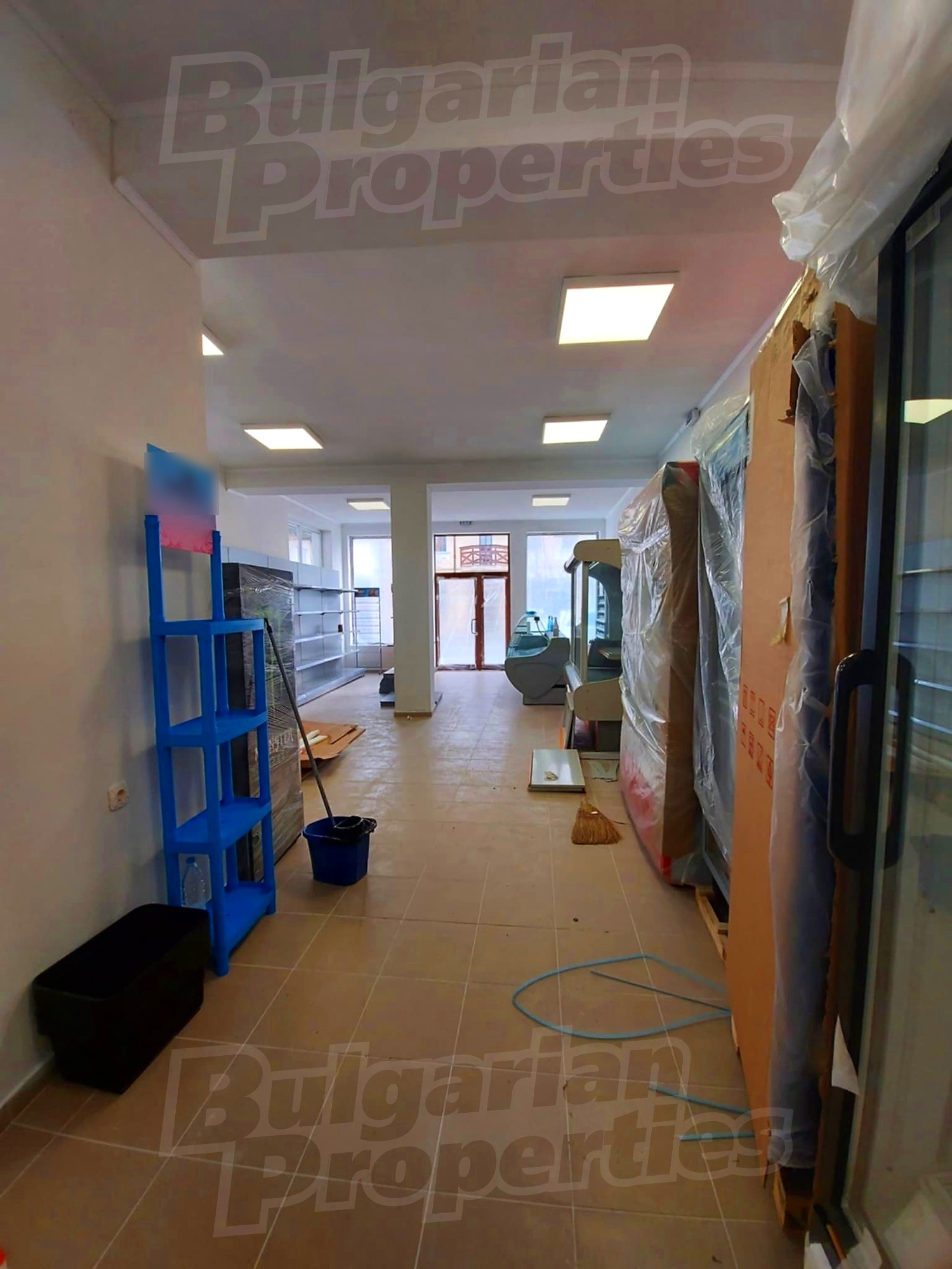 Gallery Picture 4