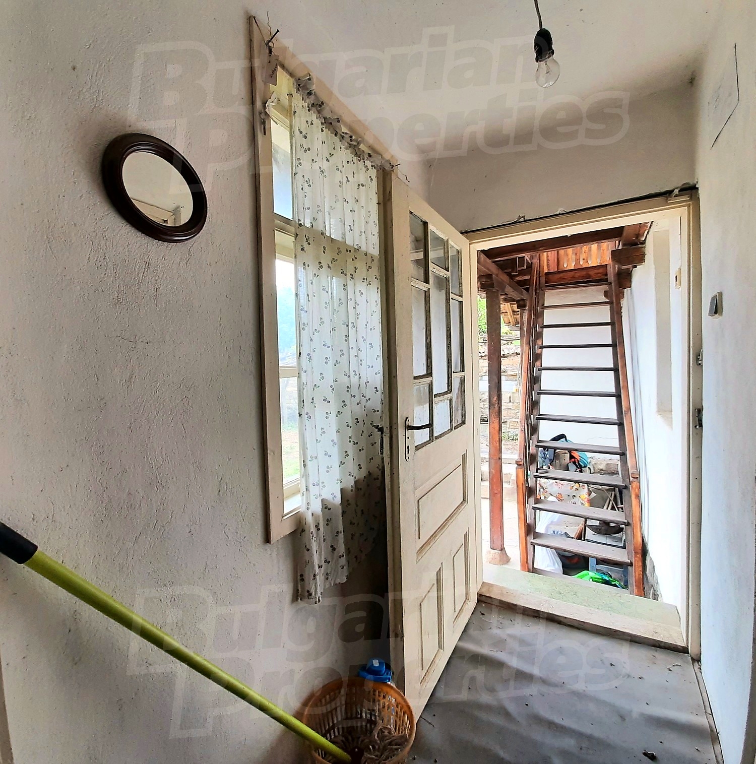 Gallery Picture 16