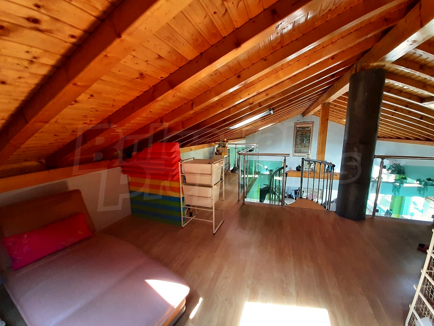 Gallery Picture 48