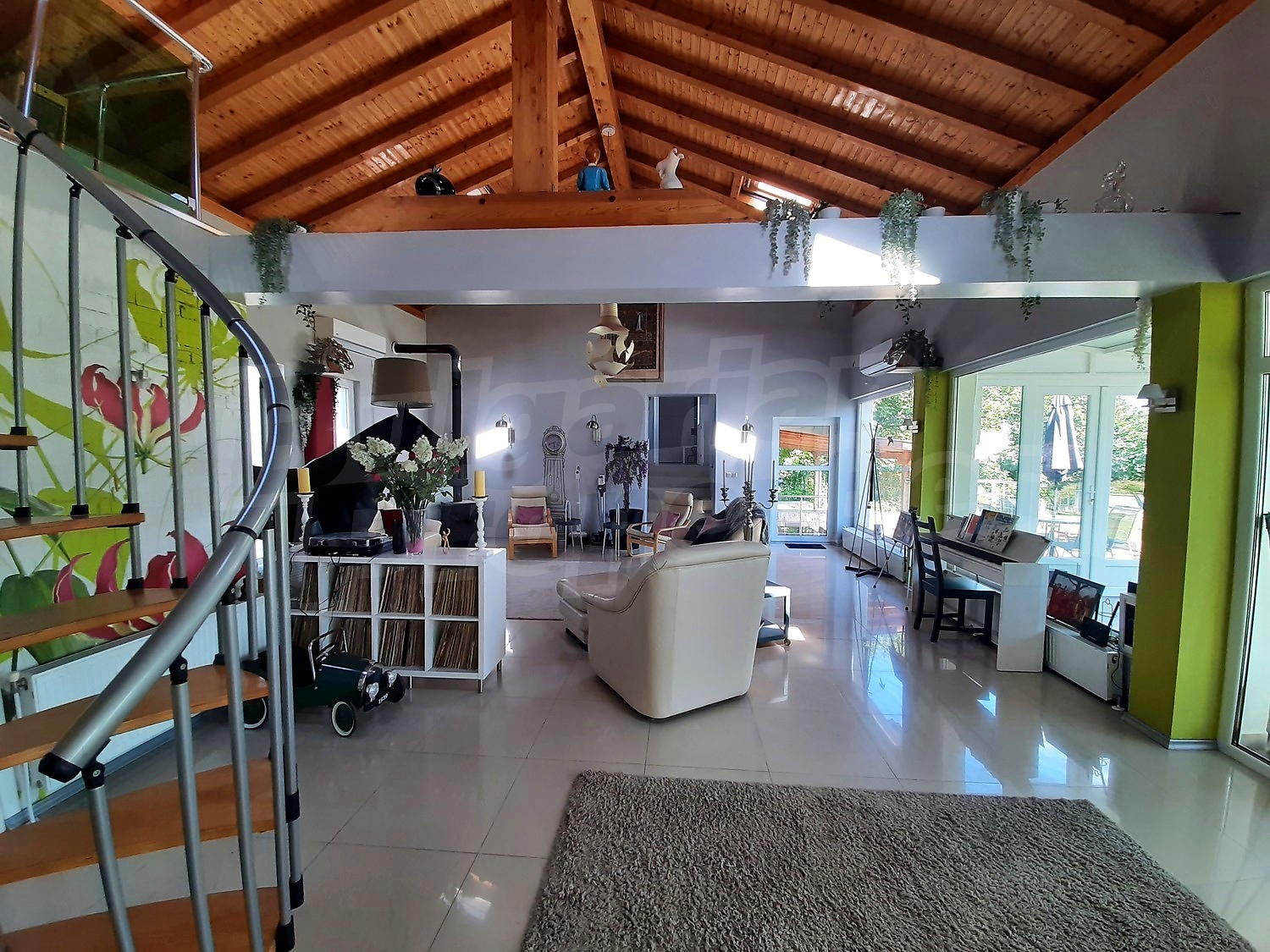 Gallery Picture 54