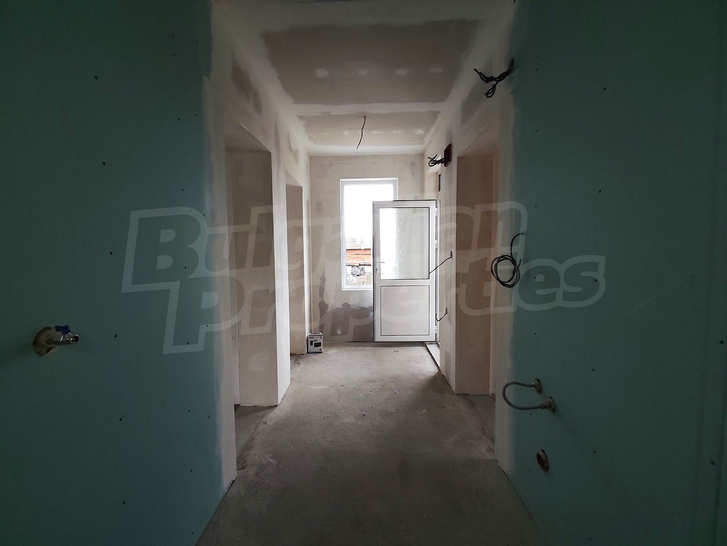 Gallery Picture 32