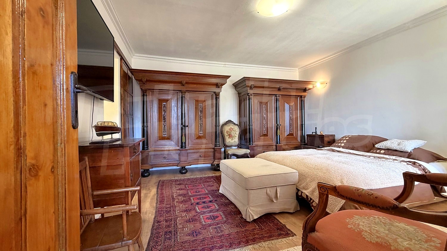 Gallery Picture 5